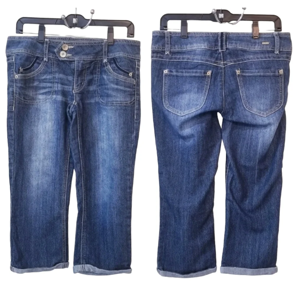 ✨️ Candie's Blue Ladies Size 5 Distressed Jean Capris Pants - Picture 1 of 11